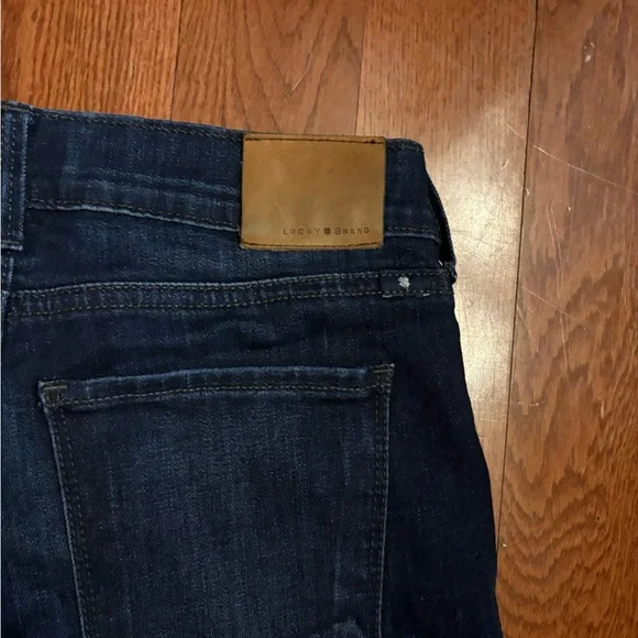 Lucky Brand Indigo Denim Bootcut Jeans. Size 00 - waist 24” - Picture 7 of 7